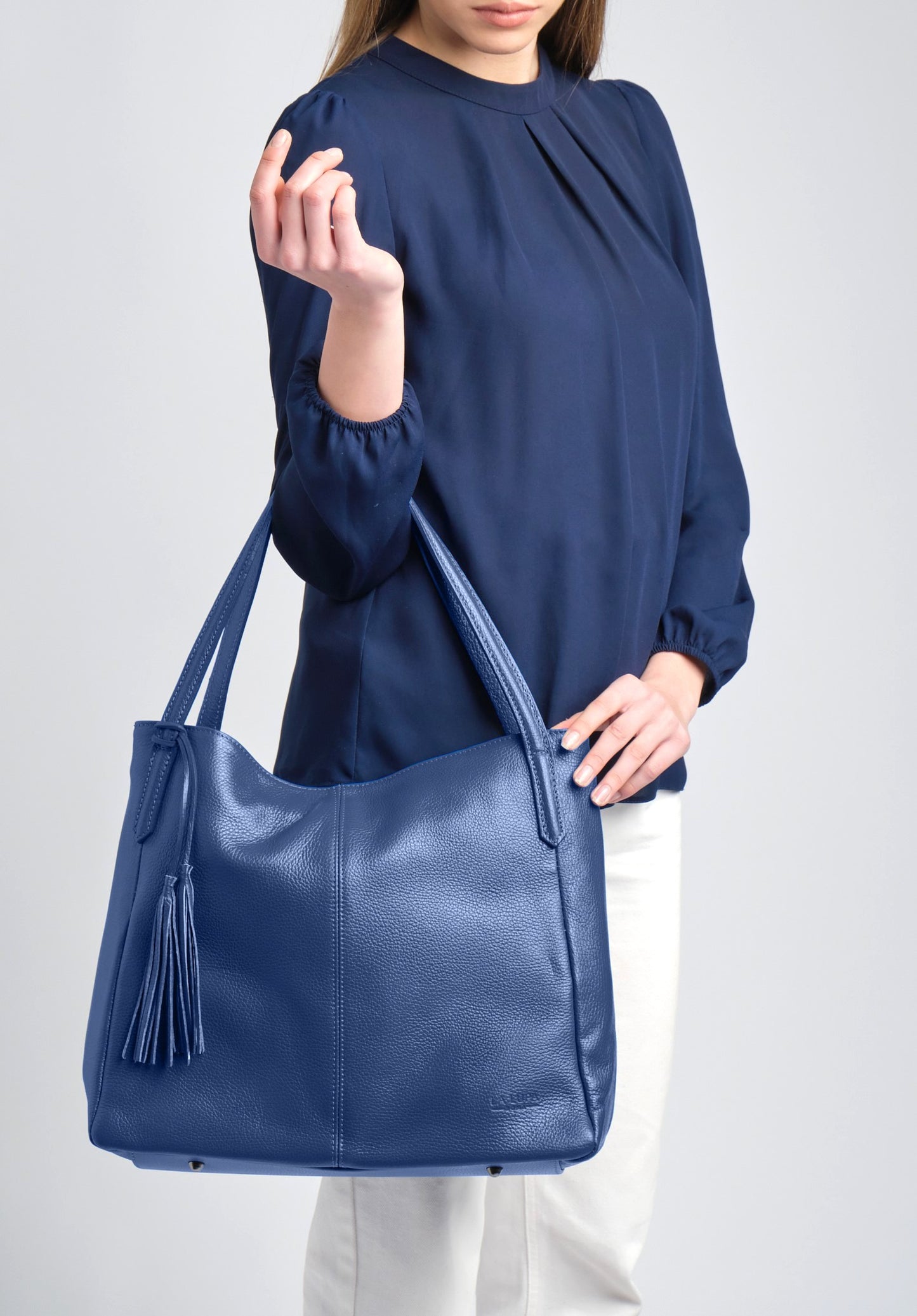 Lucia Blue Tote Italian Leather Handbag from LA LUPA / Model wears bag on arm