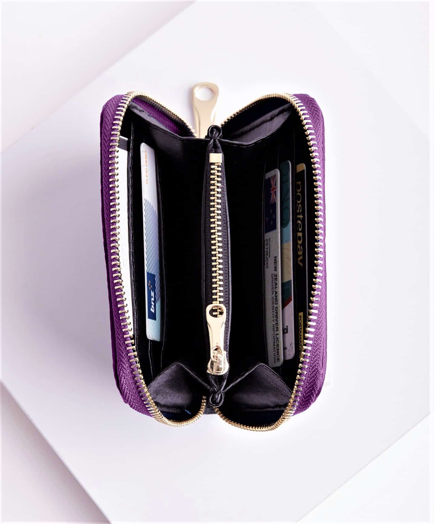 Rosa Purse Purple talian Leather Wallet from LA LUPA / Inside View